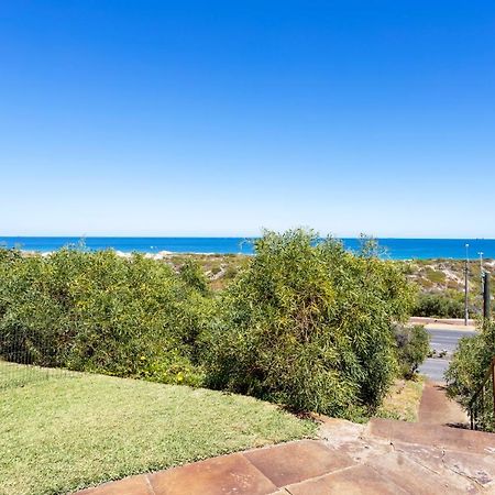 Scarborough Beachlife Apartment - Executive Escapes بيرث المظهر الخارجي الصورة